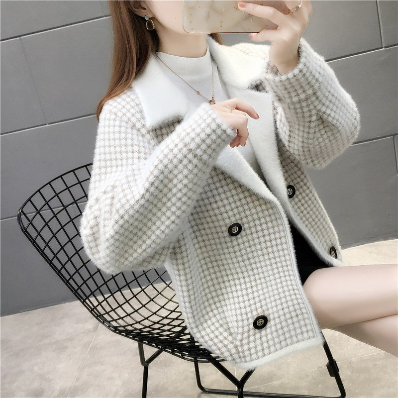 千鸟格西装短外套女春秋2020年新款韩版宽松小个子水貂绒开衫女士