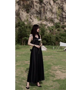 Planet 三醋酸法式吊带长裙