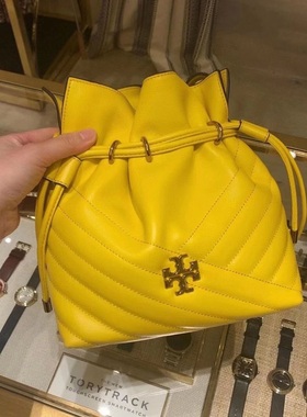 国内现货TB kira黄色水桶包小号福袋单肩斜挎女士包袋情人节礼物