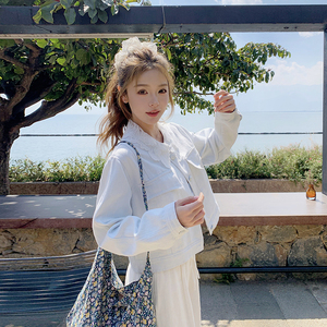 白色蕾丝领牛仔外套女2025春季新款设计感小众甜酷风小个子短夹克图片