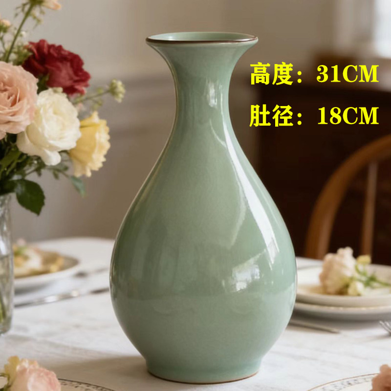 宋代官窑冰裂釉陶瓷摆件