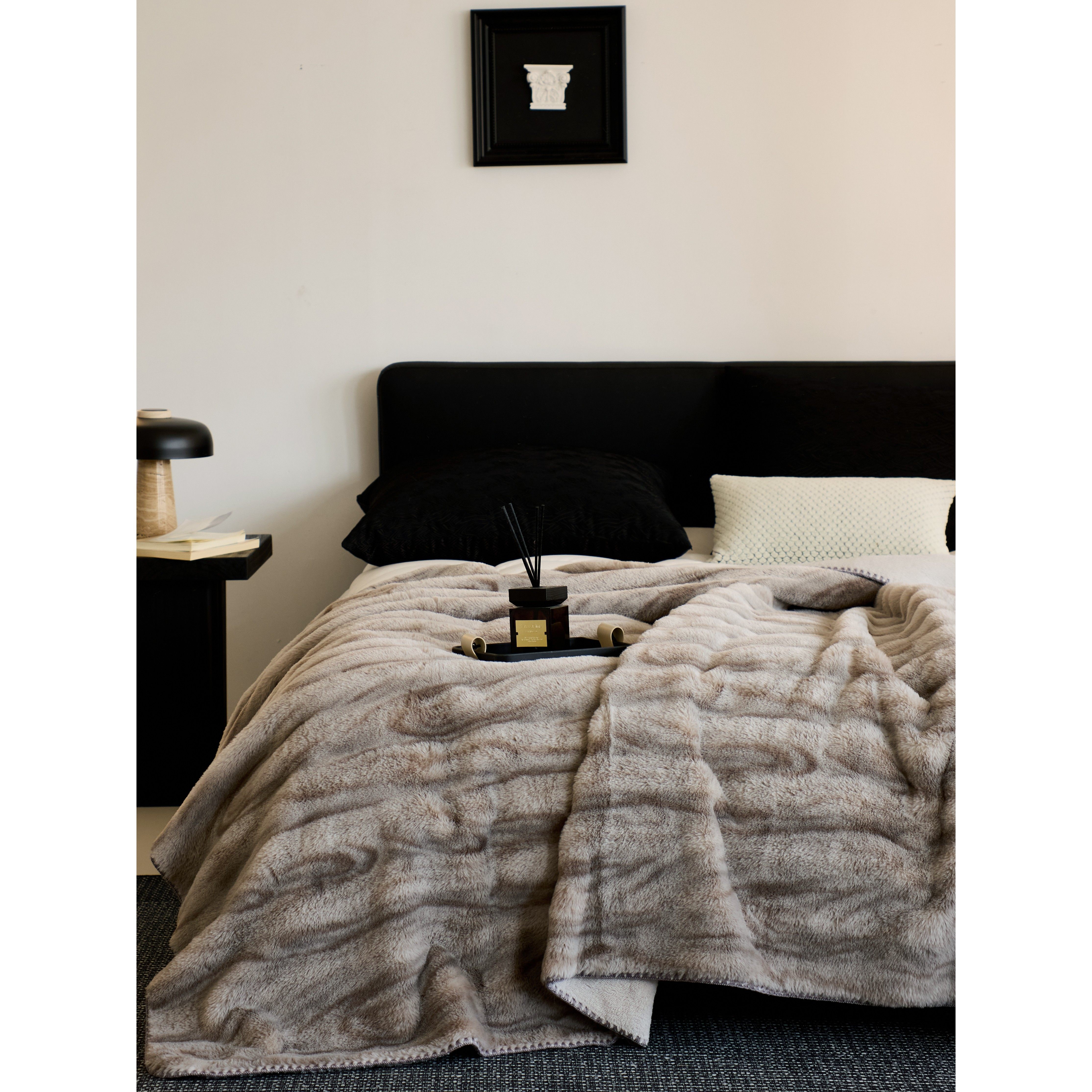 A类高端仿皮草绒毯子冬季加厚保暖云貂绒盖毯轻奢风沙发午睡毛毯