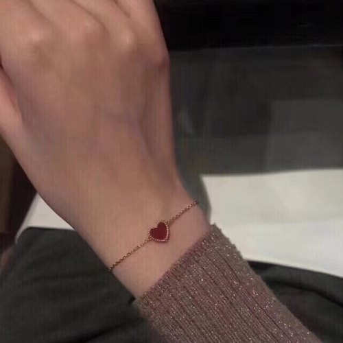 本命年红心手链气质轻奢