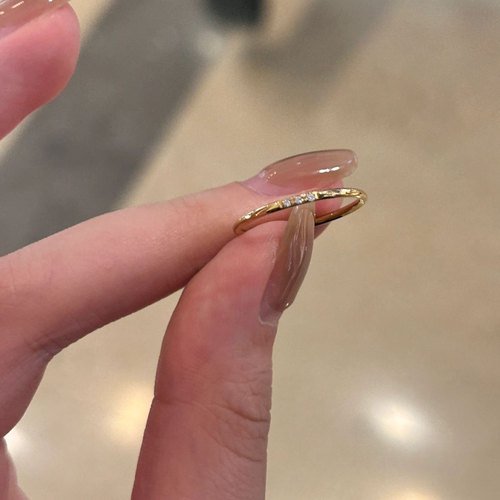 大方得体百搭细戒指钻