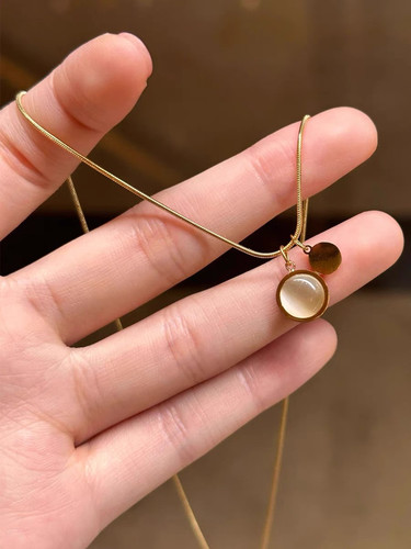 清透有质感贝母项链轻奢高级