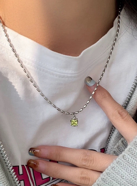 生机勃勃祖母绿宝石仿透辉石小方钻项链锁骨链叠戴礼物不掉色潮流