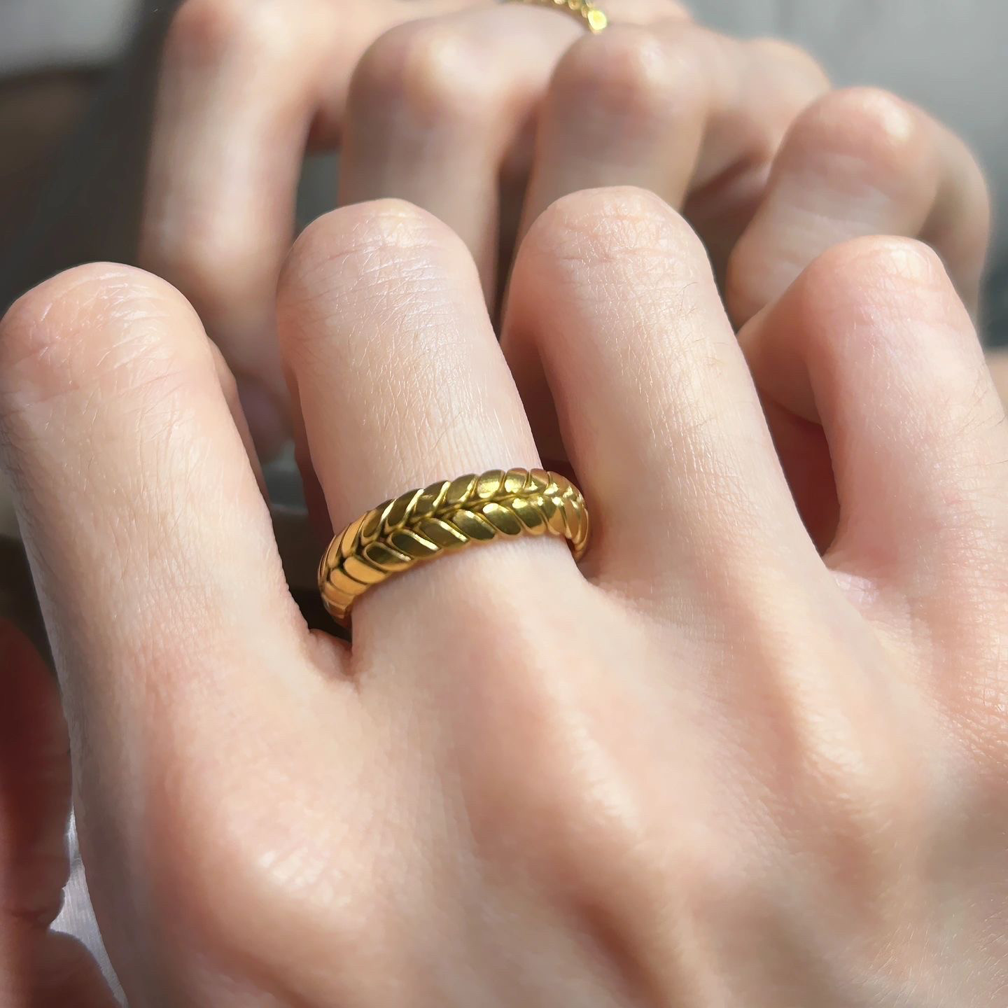 不掉色!3d硬金系高仿真黄金戒指中性风潮流时尚食指中指