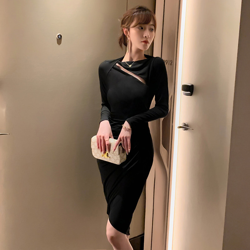 5937黑色包臀连衣裙秋季新款女性感气质长袖显瘦不规则打底中长裙