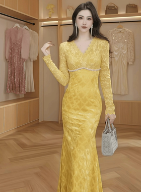 83025 黄钩方格纹名媛v领长袖连衣裙女性感蕾丝纯欲鱼尾裙