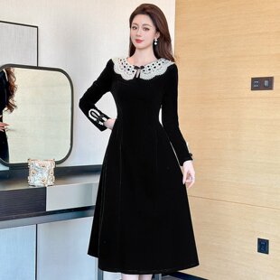 连衣裙秋冬新轻奢收腰显瘦丝绒大摆长裙 赫本风黑色长袖 45421 法式