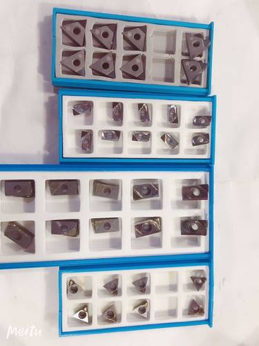 金刚石刀片CCMT09T304铝用数控车床刀具宝石车刀刀粒超亮PCD刀头