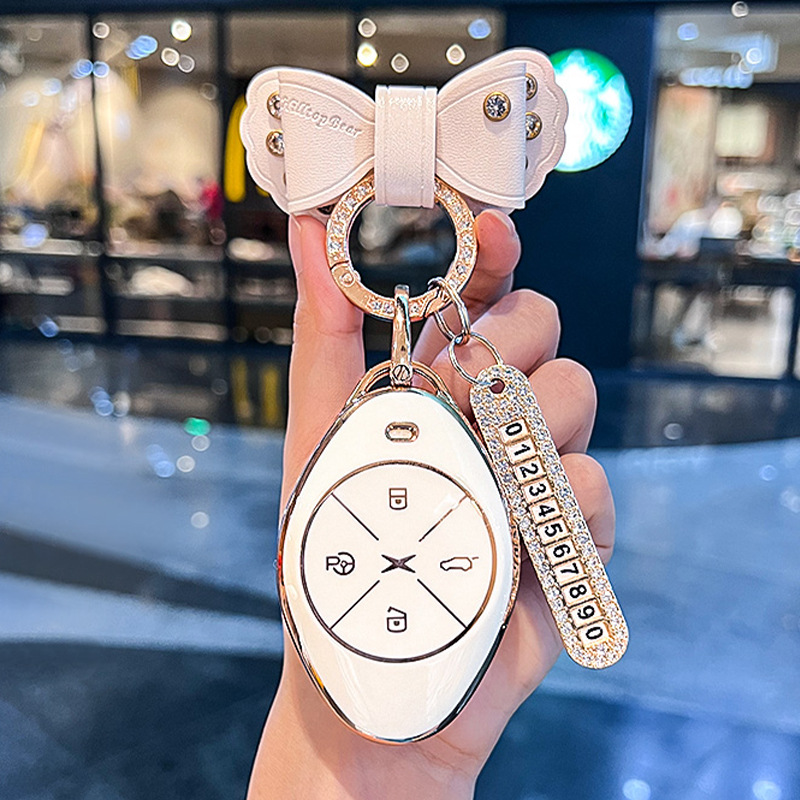 适用小鹏钥匙套p7/p5/g3i/g3扣g3g6款g9钥匙包高档车饰保护壳男女