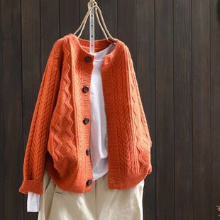 百分百纯棉2025女装精品圆领开胸复古花纹慵懒风常规款外套毛衣女