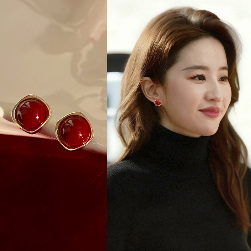 红色珍珠款蚊香盘耳夹女新款高级感无耳洞耳环轻奢新年设计感耳饰,饰品/流行首饰/时尚饰品新,耳夹,淘宝优惠券,粉丝福利购,淘宝优惠卷