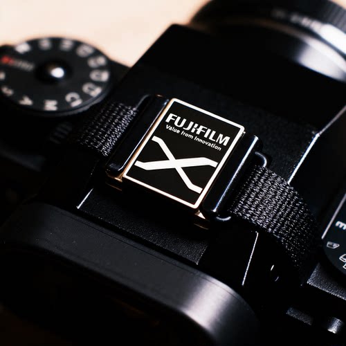 富士热靴盖黄铜保护盖适用于富士x100vi xt4 xt3 gfx100相机配件