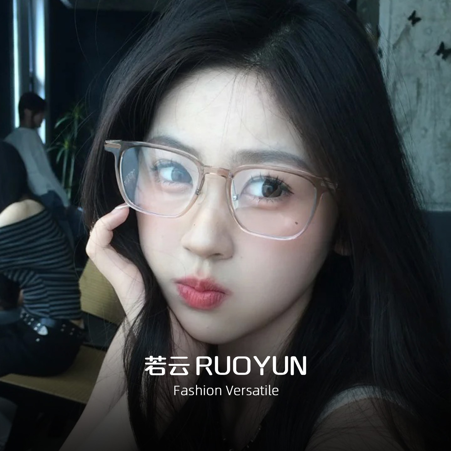 超轻浅茶眼镜框女可配度数近视素颜减龄显脸小方框防蓝光镜架潮