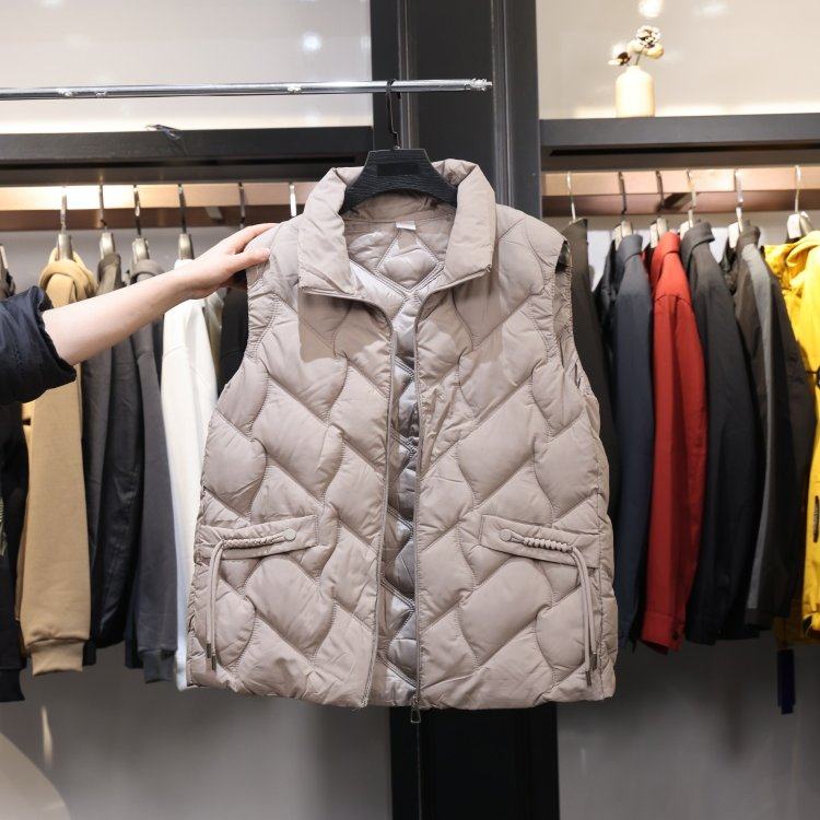 【雅家】撤柜！秋冬女士新款时尚妈妈装宽松背心坎肩马甲棉服外套,女装/女士精品,马夹,淘宝优惠券,粉丝福利购,淘宝优惠卷