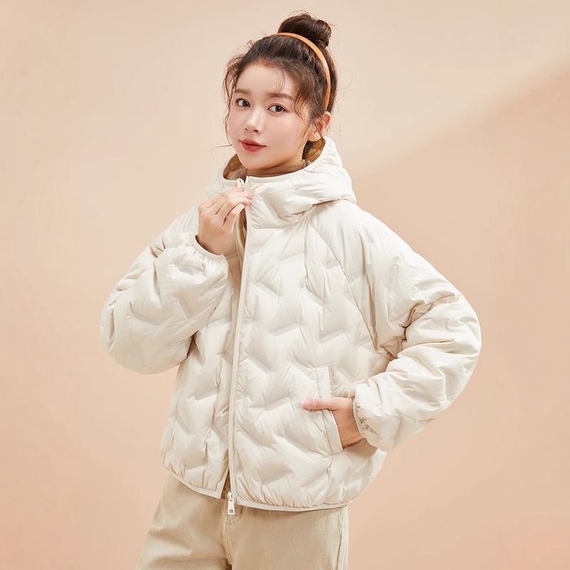 若芬轻薄短款羽绒服大牌外套