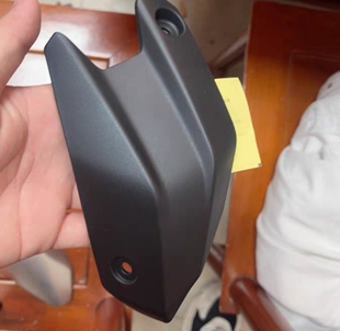 宝马F900R F900XR 原装排气罩 排气盖 排气隔热罩 成色漂亮无伤