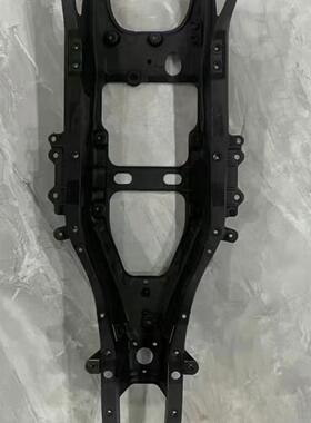 适用于雅马哈20-21-22-23年新款R1 R1M后尾架 后副车架 价格私聊