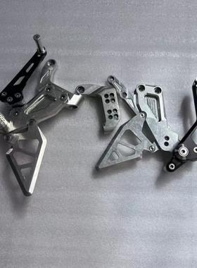 杜卡迪 Panigale V4 V4s AELLA 左右升高脚踏支架总成  价格私聊