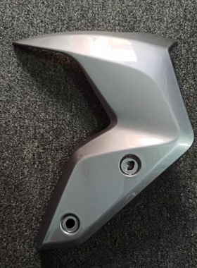 凯旋 Tiger Sport 660 前挡泥板 支架 左边 原厂