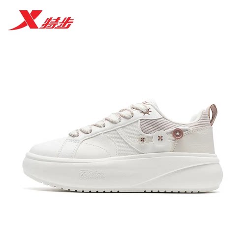 特步板鞋厚底休闲小白鞋