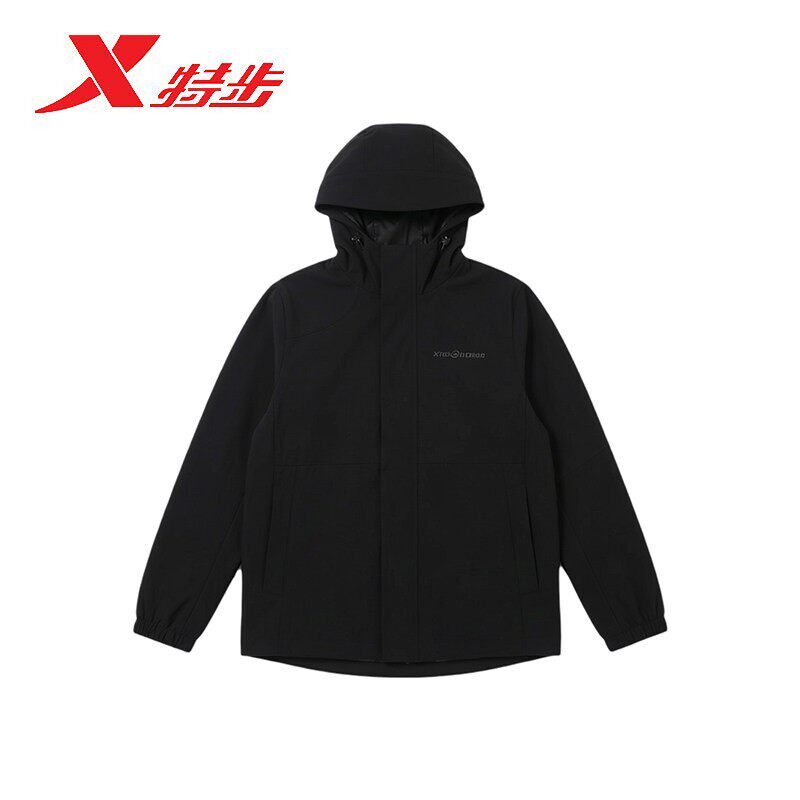 特步冲锋衣外套男2026春季户外风衣连帽黑色运动上衣防风训练服