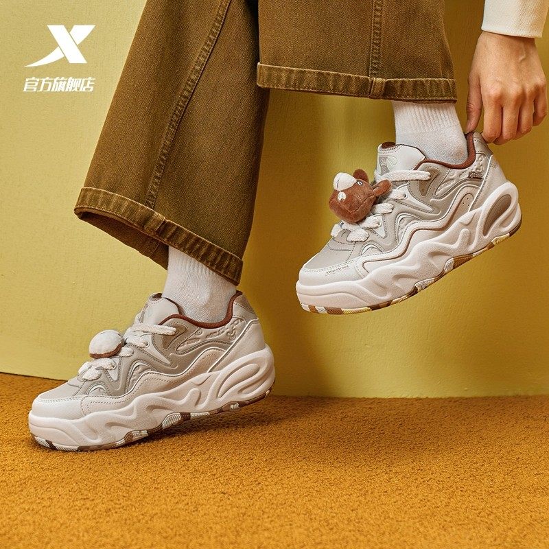 特步萌仔休闲板鞋女鞋2025冬季新款厚底增高加绒保暖二棉鞋运动鞋,运动鞋new,板鞋,淘宝优惠券,粉丝福利购,淘宝优惠卷