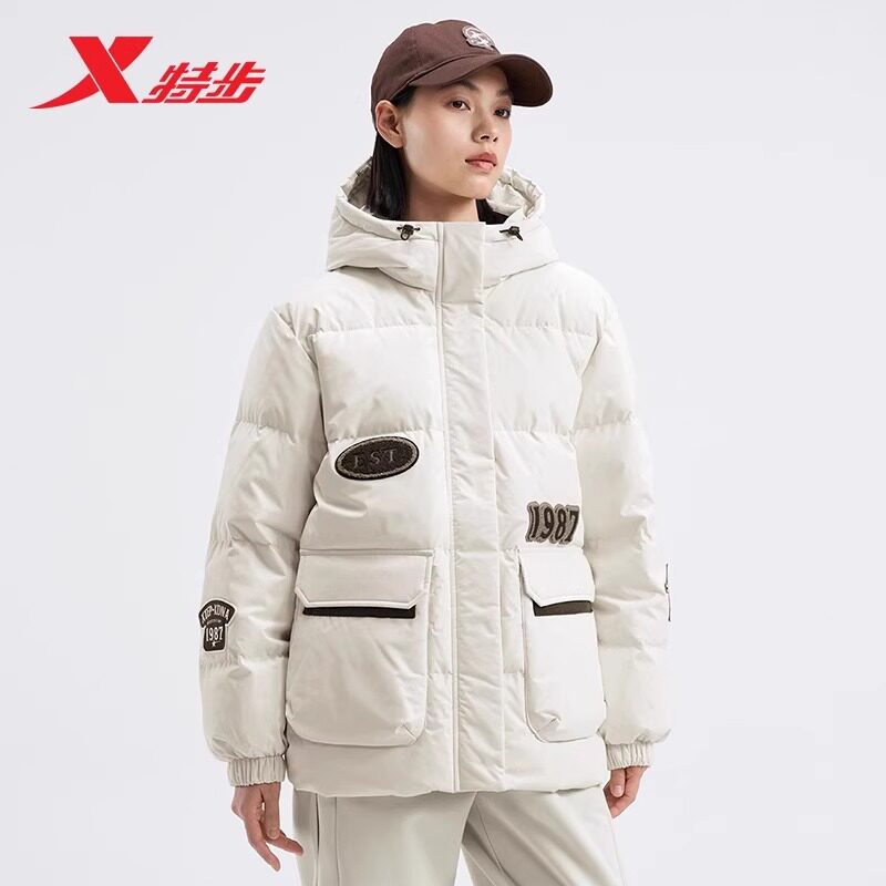 特步羽绒服女2024冬季新款加厚保暖棉服防风百搭工装鸭绒连帽外套