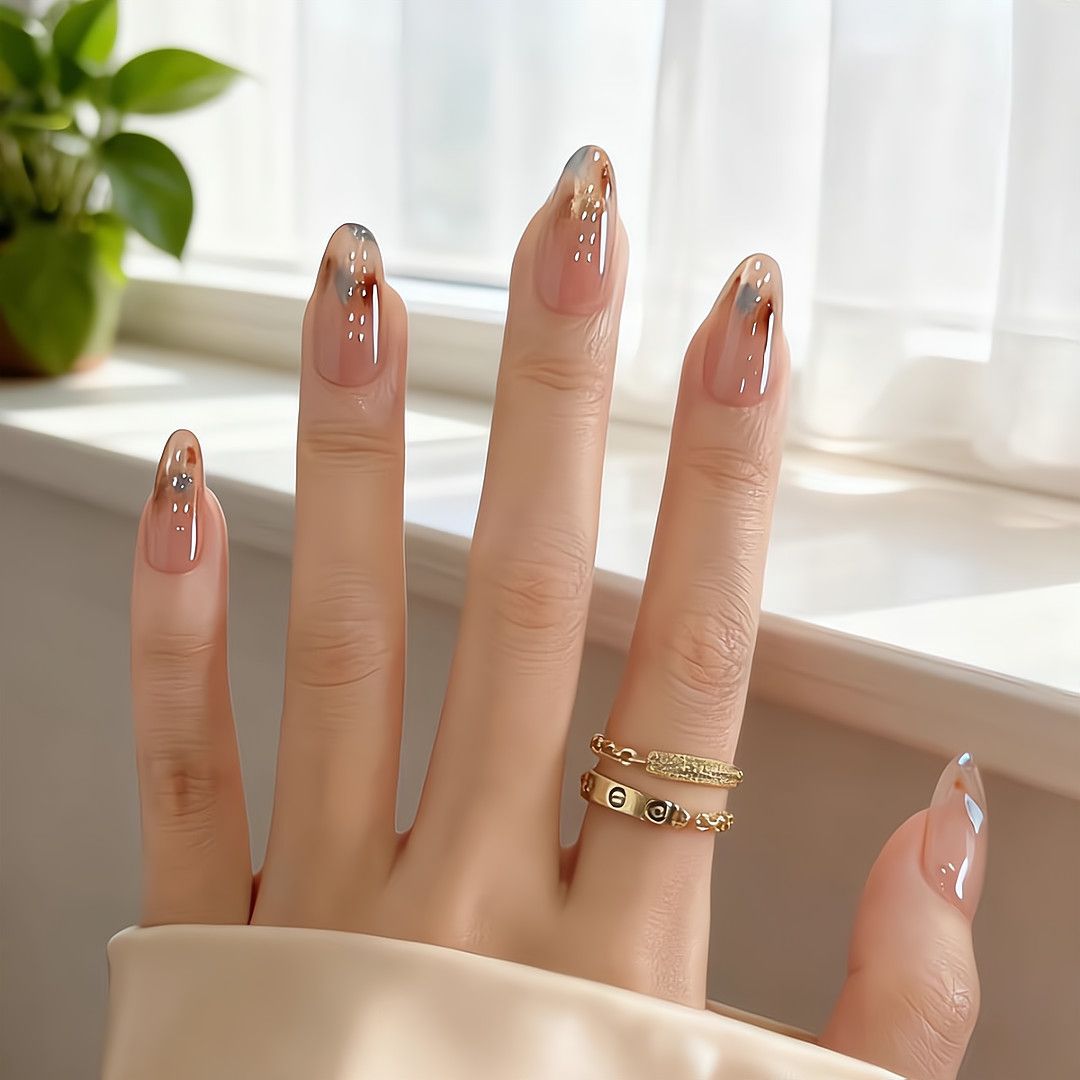 秋冬氛围感爆款温柔焦糖海盐琥珀玻璃珠猫眼美甲穿戴甲显白高级