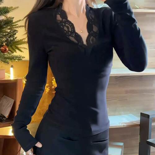 辣妹风法式黑色蕾丝打底衫