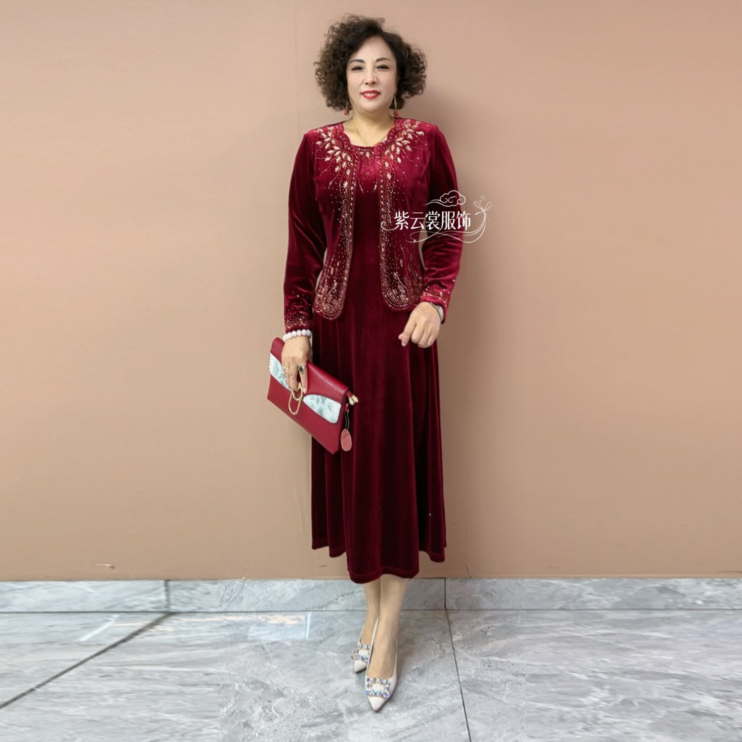 高端中老年妈妈婚礼连衣裙两件套装丝绒喜婆婆喜服丈母娘结婚套裙