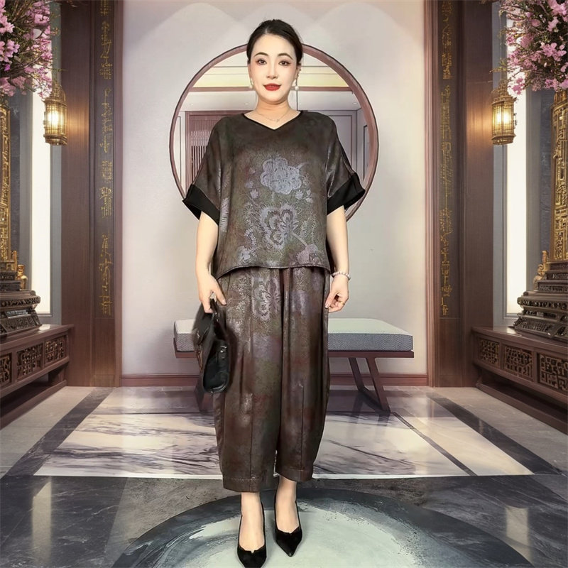 高端正品夏季短袖中老年妈妈真丝时尚加肥大码遮肚子阔腿裤两件套
