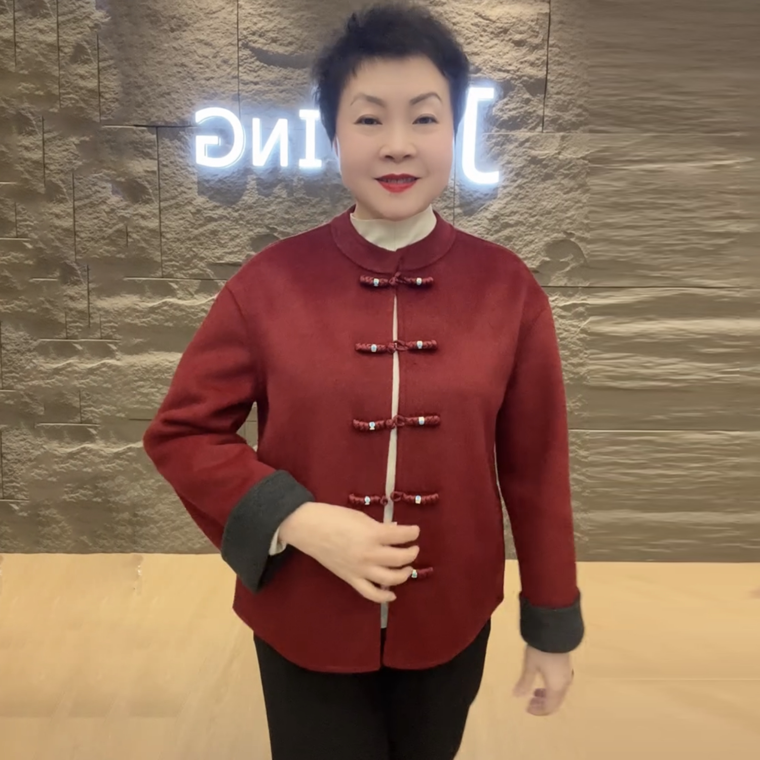 新中式双面绒大衣中老年短款妈妈装国风时尚洋气宽松大码毛呢外套