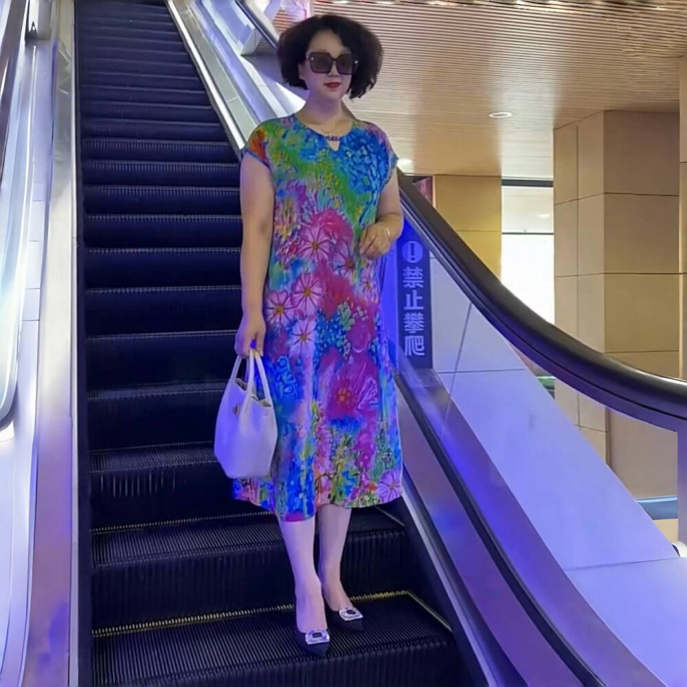 高端夏季新款短袖洋气妈妈连衣裙韩版气质显瘦天丝冰凉碎花长款裙