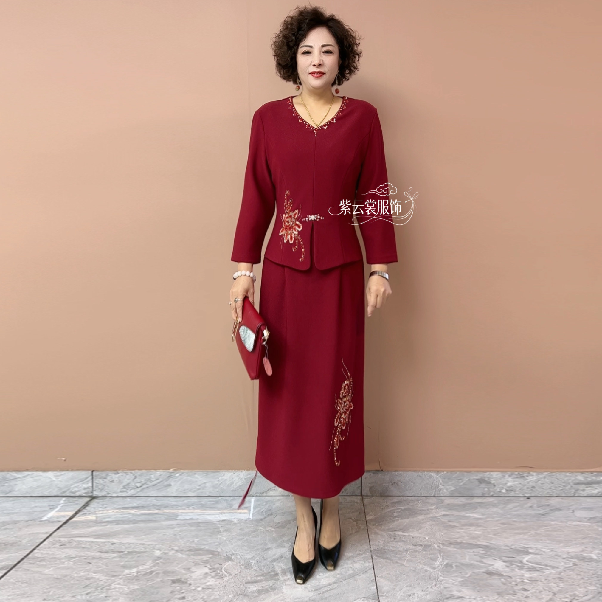 气质减龄年轻妈妈装婚礼礼服高端结婚喜婆婆连衣裙婚宴假两件长裙