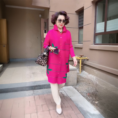 三宅褶皱印花钉珠开衫连衣裙女春装气质宽松大码翻领中长款风衣裙