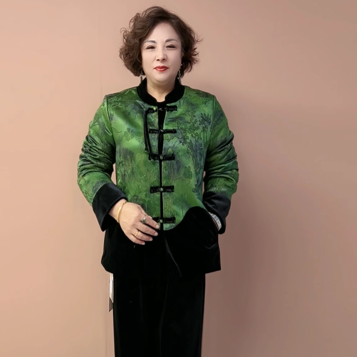 气质妈妈冬装棉服外套中老年冬季加厚保暖国风盘扣新中式唐装棉袄