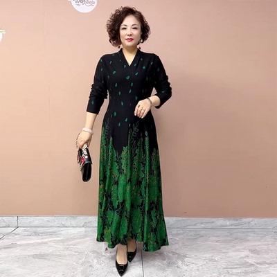 高档贵夫人妈妈金貂绒连衣裙长袖秋装时尚V领大码弹力长款大摆裙