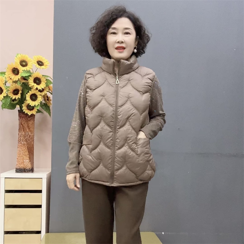 中老年冬款立领休闲马夹棉服外套女短款妈妈装背心坎肩轻薄小棉袄