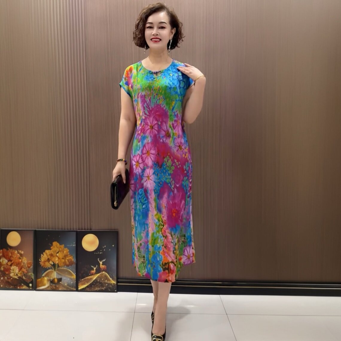 阔太太夏季短袖时尚连衣裙气质妈妈装减龄宽松大码碎花遮肉长裙子