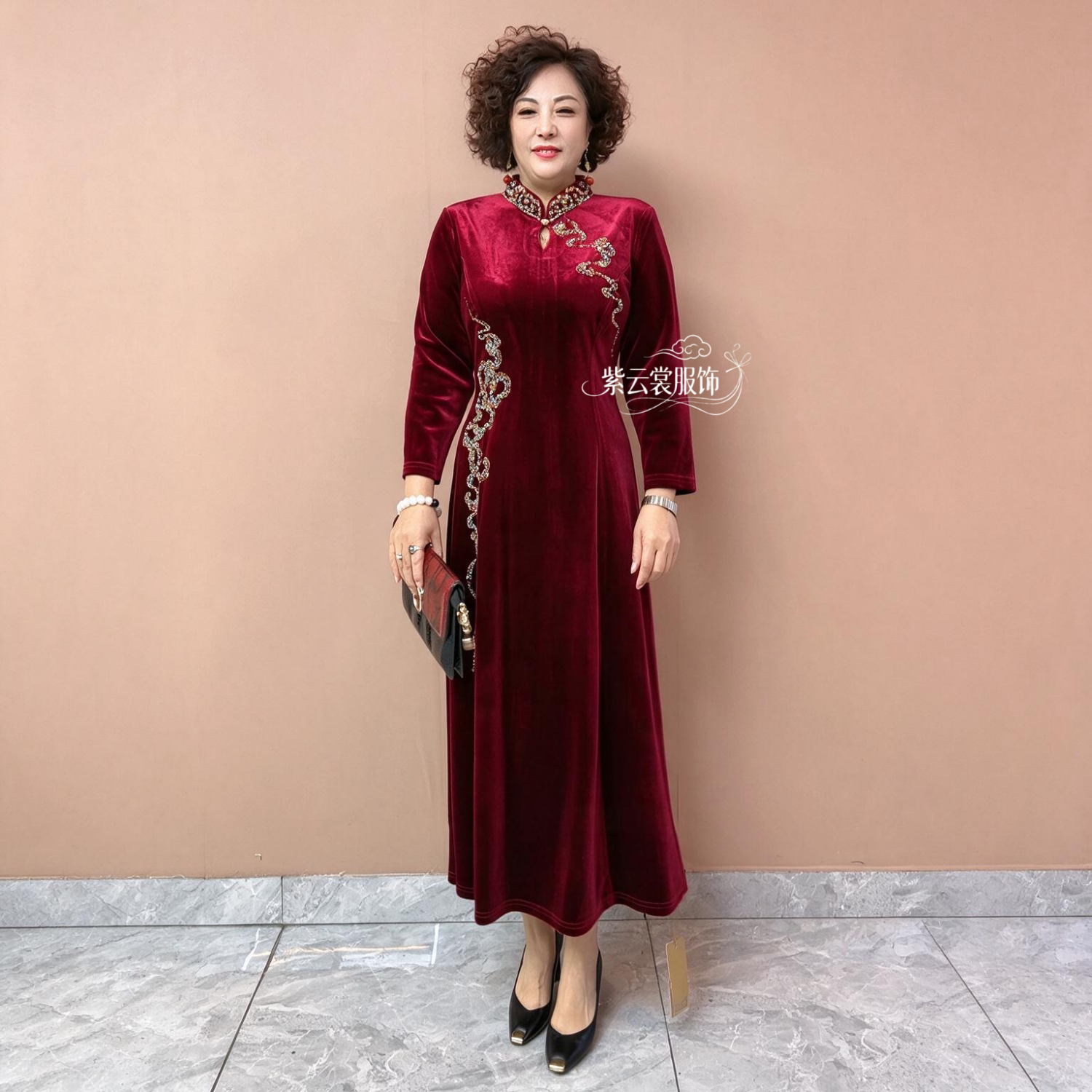 喜妈妈结婚旗袍喜婆婆婚宴装金丝绒长款妈妈装晚礼服洋气大码长裙