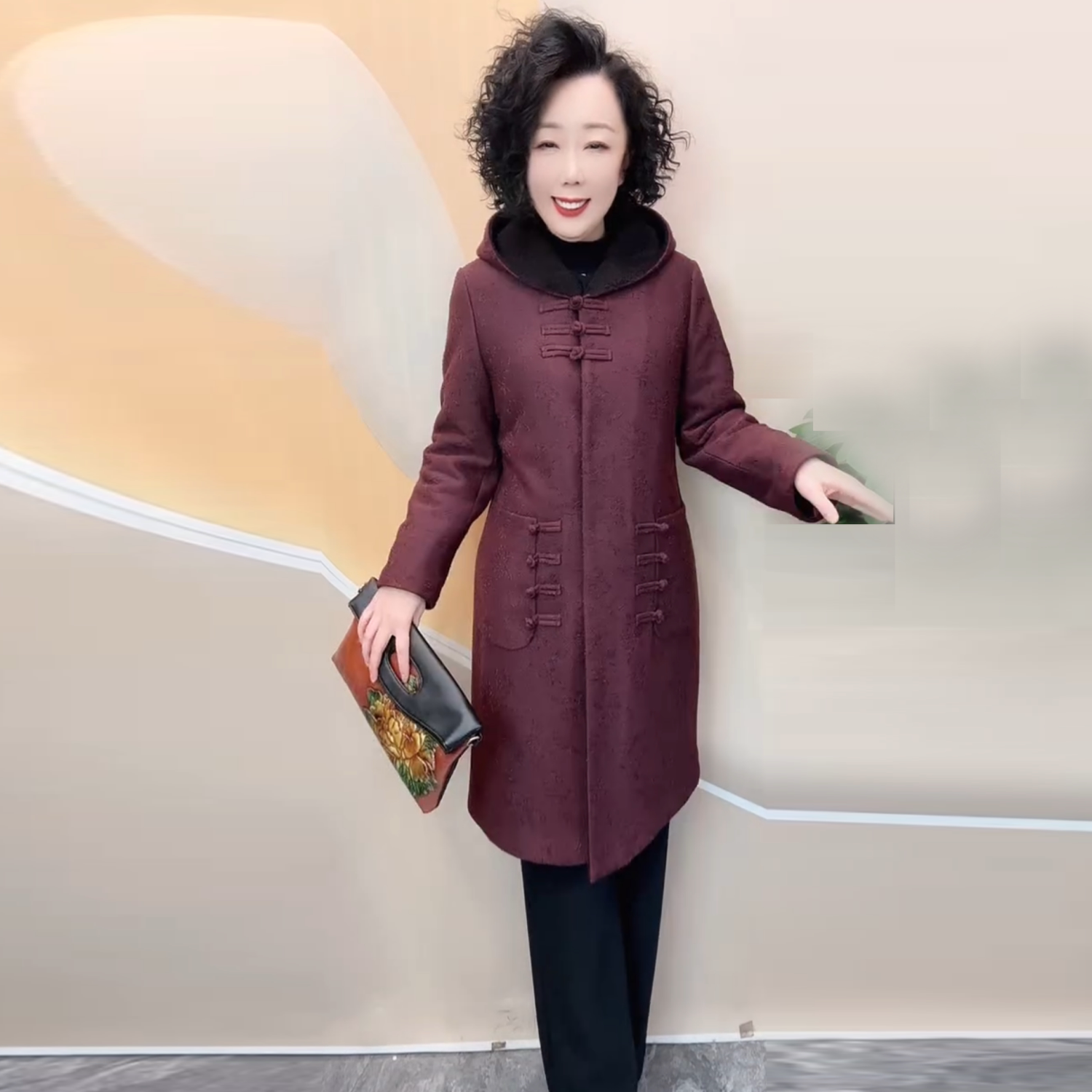 中老年秋冬中式国风夹棉外套女大码显瘦棉衣女中长款连帽棉服大衣