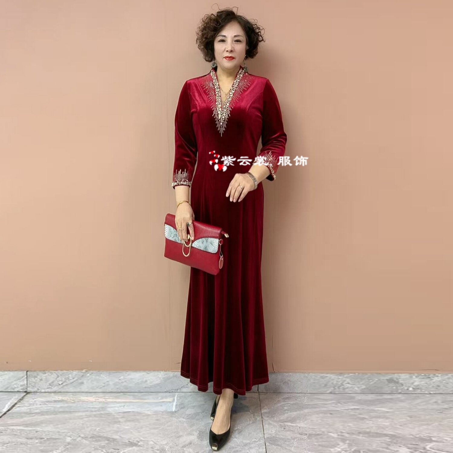 高端气质新款V领重工烫钻长款鱼尾裙婚宴礼服喜婆婆妈妈装连衣裙