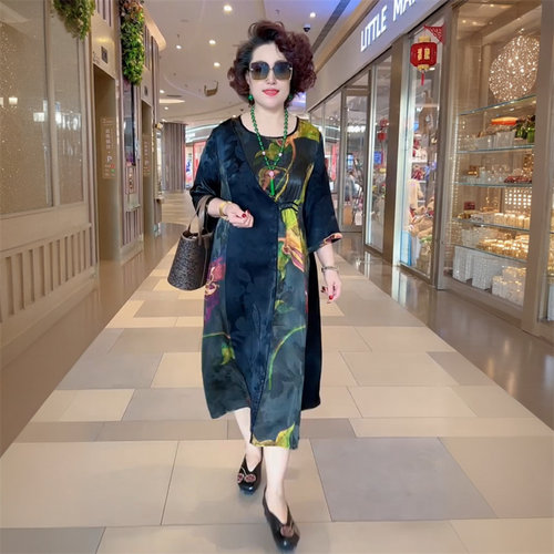 中年妈妈装国风连衣裙大码女装夏季新款高端气质真丝减龄宽松长裙