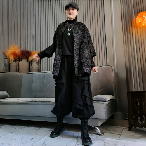欧货新款高端气质浮雕立体提花宽松大码外套休闲洋气醋酸提花风衣
