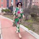 欧洲站夏季新款时尚百搭休闲薄款花色中长款上衣小脚裤妈妈两件套