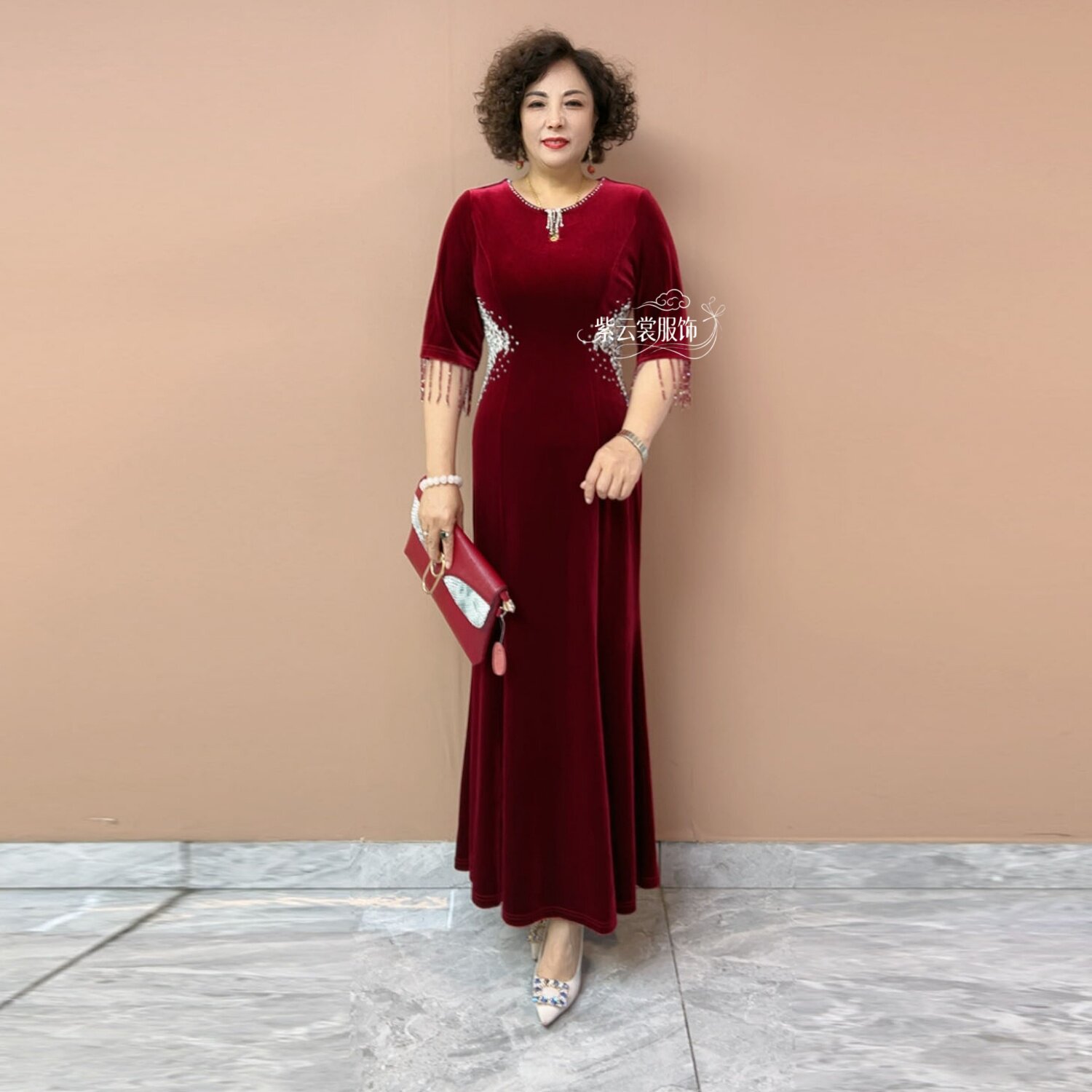 高端时尚喜婆婆婚宴妈妈结婚丈母娘礼服丝绒长款鱼尾晚礼服连衣裙