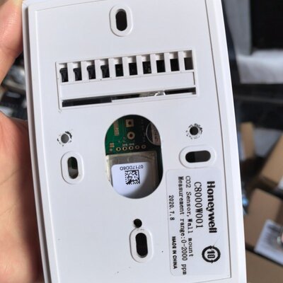 议价CO2传感器C8000W001C8000-W001C8000W001C8000W001CO2